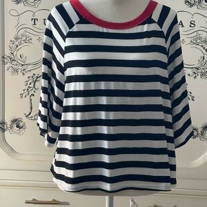 Black and White Boxy Long Sleeve Tee